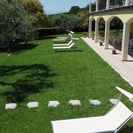 Agriturismo Monte Maggio *