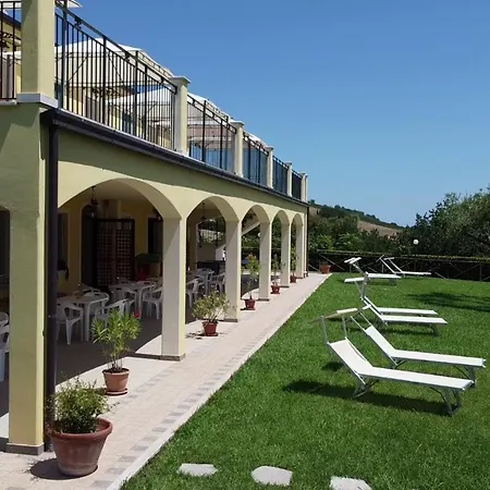 Agriturismo Monte Maggio * Lapedona