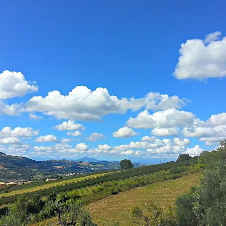Agriturismo Monte Maggio *